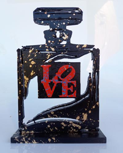 SPACO - five  LOVE Chanel, 2022 - Sculpture 2