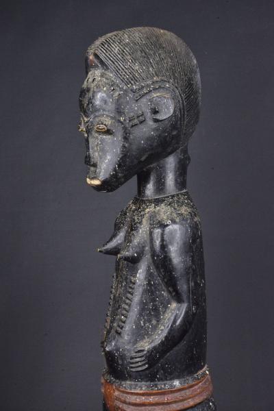 Côte d’Ivoire - Statue de reine Baoulé milieu du XXème siècle 2