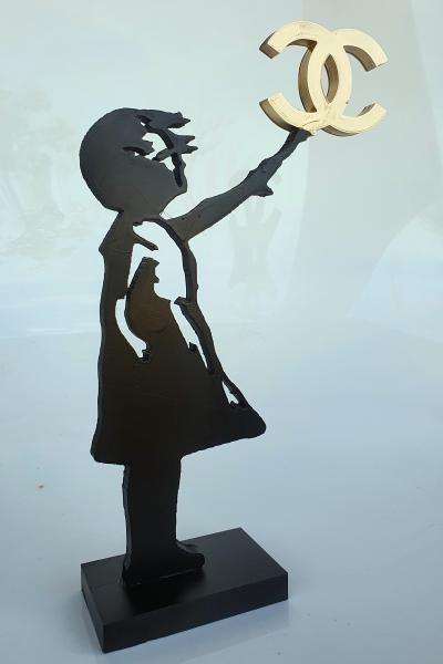 PYB - Banksy girl CHANEL , 2022 - Sculpture 2