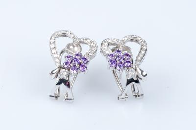Boucles d’oreilles coeurs et fleurs en or blanc 18 carats 2