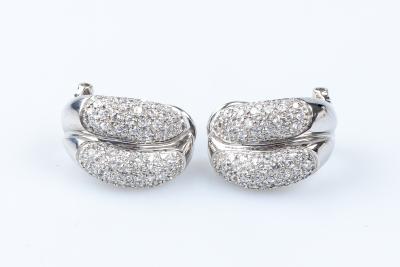Boucles d’oreilles en or blanc 18 carats 2