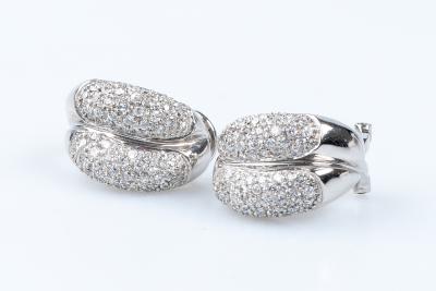 Boucles d’oreilles en or blanc 18 carats 2