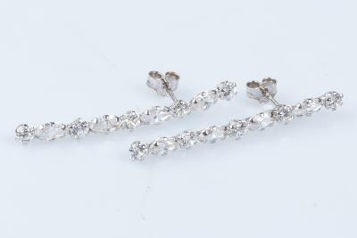 Boucles d’oreilles en or blanc 18 carats 2