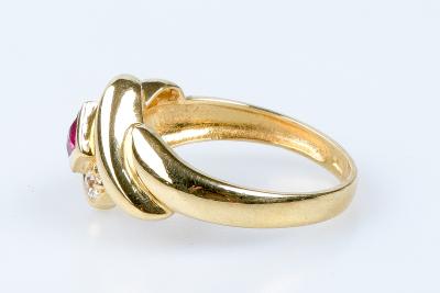 Bague en or jaune 18 carats 2