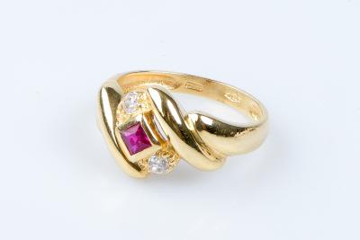 Bague en or jaune 18 carats 2