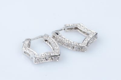 Boucles d’oreilles en or blanc 18 carats 2