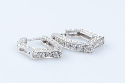 Boucles d’oreilles en or blanc 18 carats 2