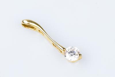 Pendentif en or jaune 18 carats 2