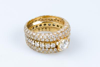 Bague diamant en or jaune 18 carats 2