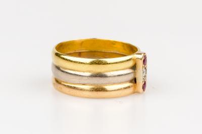 Bague diamant rubis en or tricolore 18 carats 2