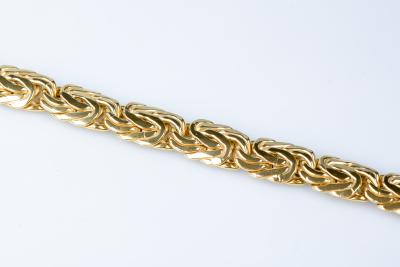 Collier maille royale en or jaune 18 carats 2
