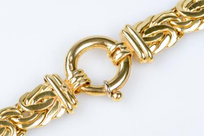 Collier maille royale en or jaune 18 carats 2