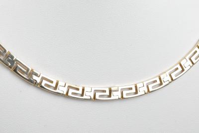 Collier semi-rigide en or jaune 18 carats 2