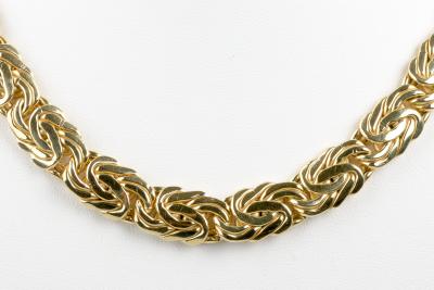 Collier maille royale en or jaune 18 carats 2