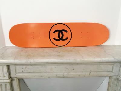 Rose - Skate Chanel - Technique mixte sur bois 2