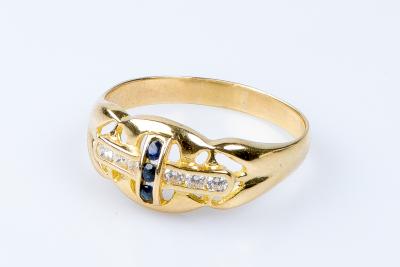 Bague saphirs en or jaune 18 carats 2