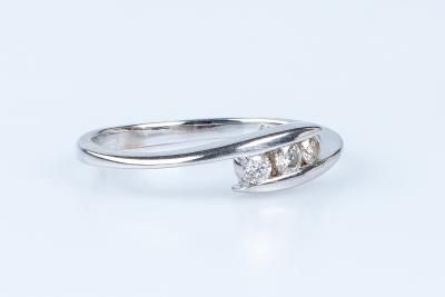 Bague en or blanc 2
