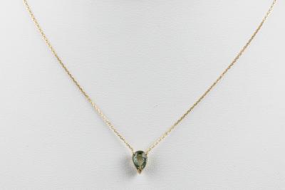 Collier et pendentif saphir de couleur vert  bleu ciel en or jaune 18 carats 2