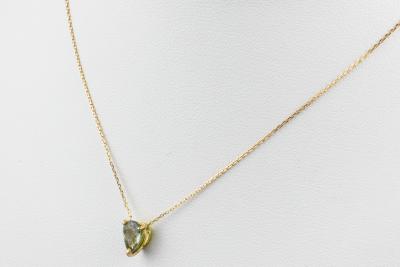 Collier et pendentif saphir de couleur vert  bleu ciel en or jaune 18 carats 2
