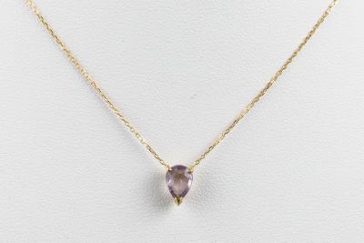 Collier et pendentif saphir de couleur violet clair en or jaune 18 carats 2