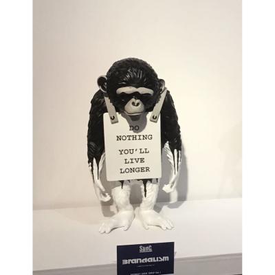 Banksy - MONKEY SIGN (DRIP) - Sculpture 2