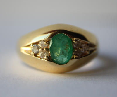 Bague émeraude et diamants 2