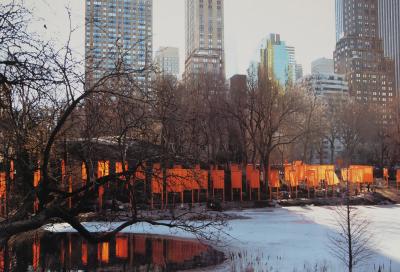 Christo et Jeanne-Claude - Gates near Frozen Lake : Central Park New York, 2005 - Affiche originale d’époque 2
