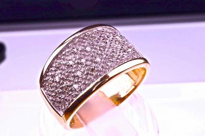 Large bague jonc en or jaune 18 kt et pavage de  diamants pour 0,50 ct. 2