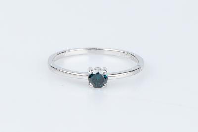 Bague solitaire diamant fancy blue en or blanc 18 carats 2