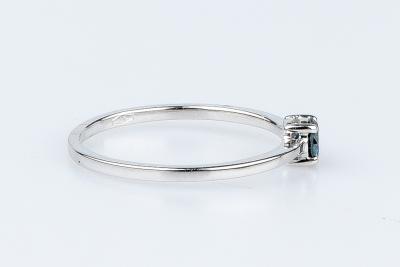Bague solitaire diamant fancy blue en or blanc 18 carats 2