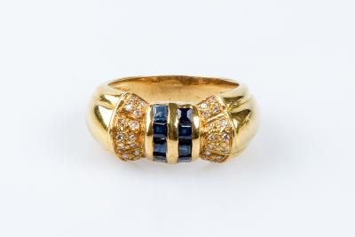 Bague saphir diamant en or jaune 18 carats 2