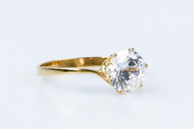 Bague en or jaune 18 carats 2