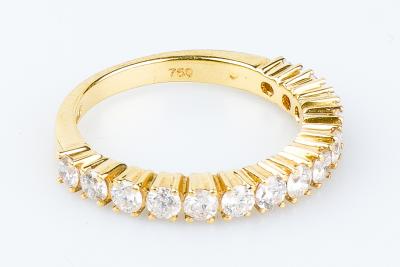 Bague diamant en or jaune 18 carats 2