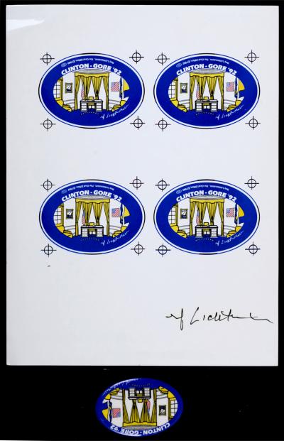 Roy LICHTENSTEIN - The Oval Office, 1992 - Ensemble hautement collectionnable (Sérigraphie sur épingle métallique & Sérigraphie sur papier) 2