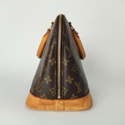 LOUIS VUITTON 2