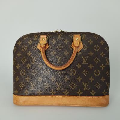 LOUIS VUITTON 2
