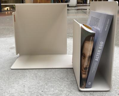 Konstantin Grcic  - paire de tables d’appoint 2