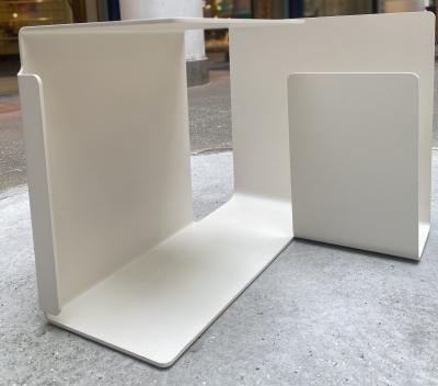 Konstantin Grcic  - paire de tables d’appoint 2