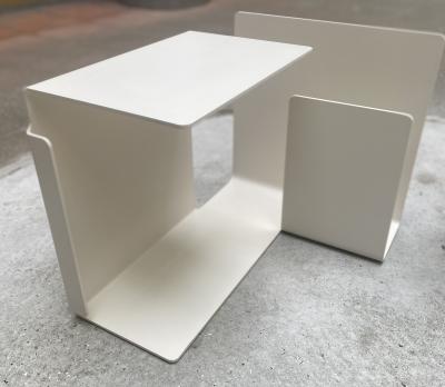 Konstantin Grcic  - paire de tables d’appoint 2