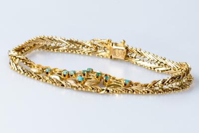 Bracelet vintage en or 18 carats en maille fantaisie ajourée orné de 9 turquoises cabochon 2