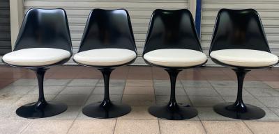 Eero Saarinen Knoll International - 4 Chaises Tulipe 2