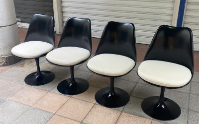 Eero Saarinen Knoll International - 4 Chaises Tulipe 2