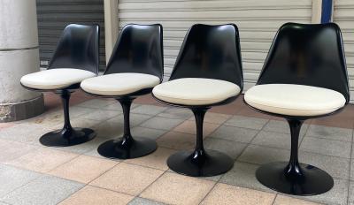 Eero Saarinen Knoll International - 4 Chaises Tulipe 2