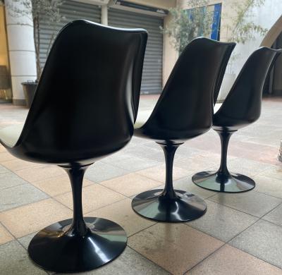 Eero Saarinen Knoll International - 4 Chaises Tulipe 2