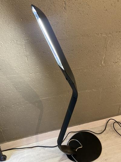 Lampe cobra par Philippe Michel 2