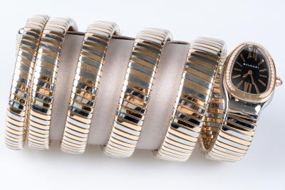 Orologio BVLGARI SERPENTI TUBOGAS con 5 spirali flessibili in acciaio inossidabile e oro rosa 18 carati.