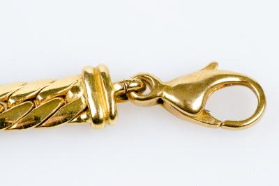 Chaîne en or jaune 18 carats en maille anglaise. 2