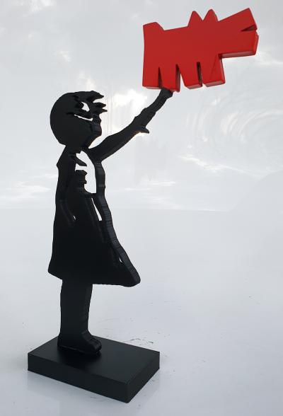 PYB - Banksy girl Haring , 2023 - Sculpture 2