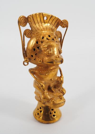 COLOMBIE Civilisation Taïrona - Chaman méditant - Statuette en or tumbago 2
