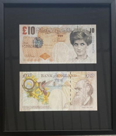 BANKSY (d’après) - Ensemble de deux billets Lady Di-faced tenner 2